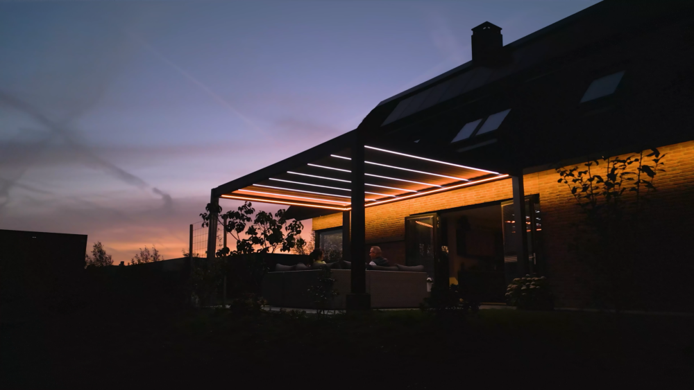 Pergola bij avond